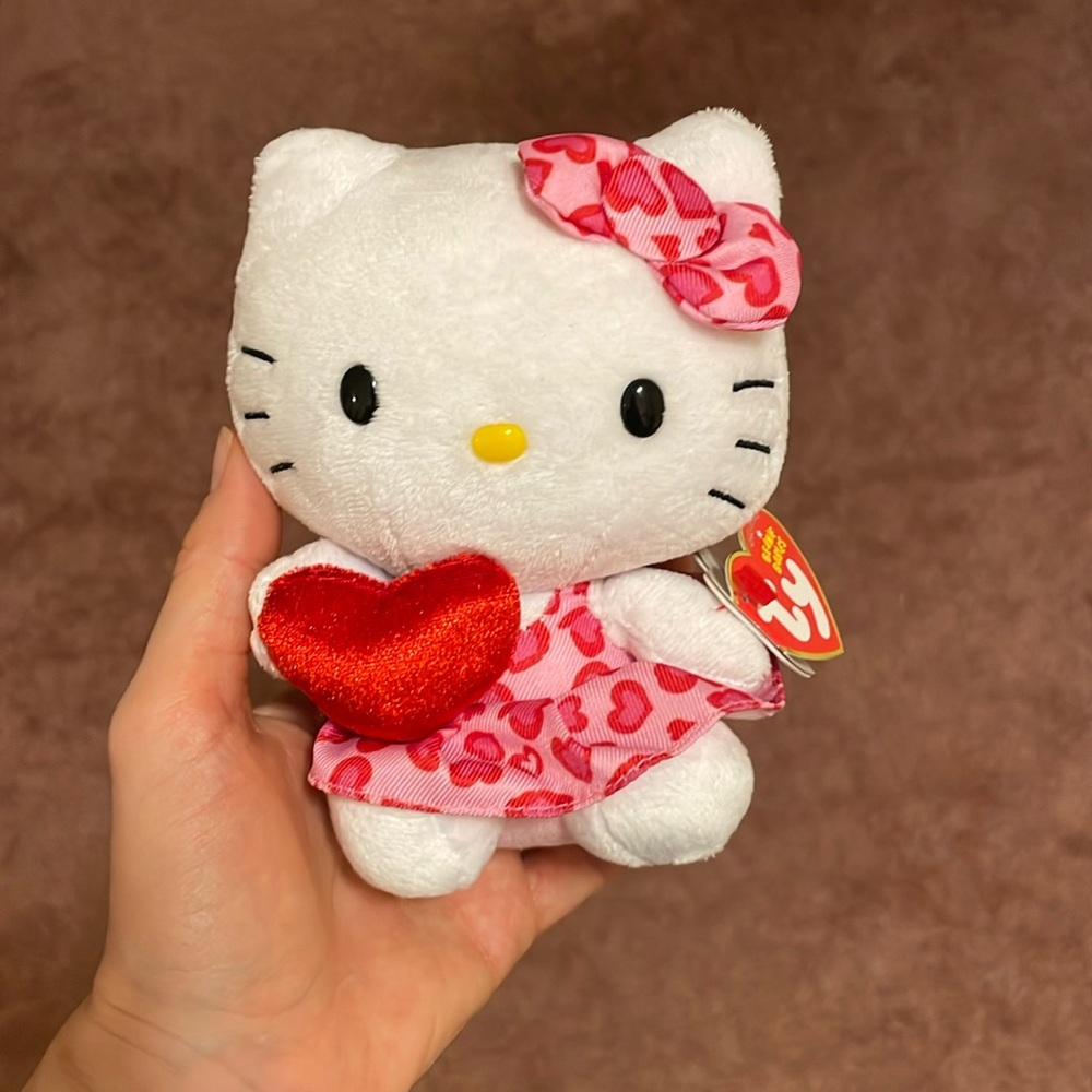 Hello Kitty Ty Beanie Baby Heart Dress 2012 EUC (Mint?)
